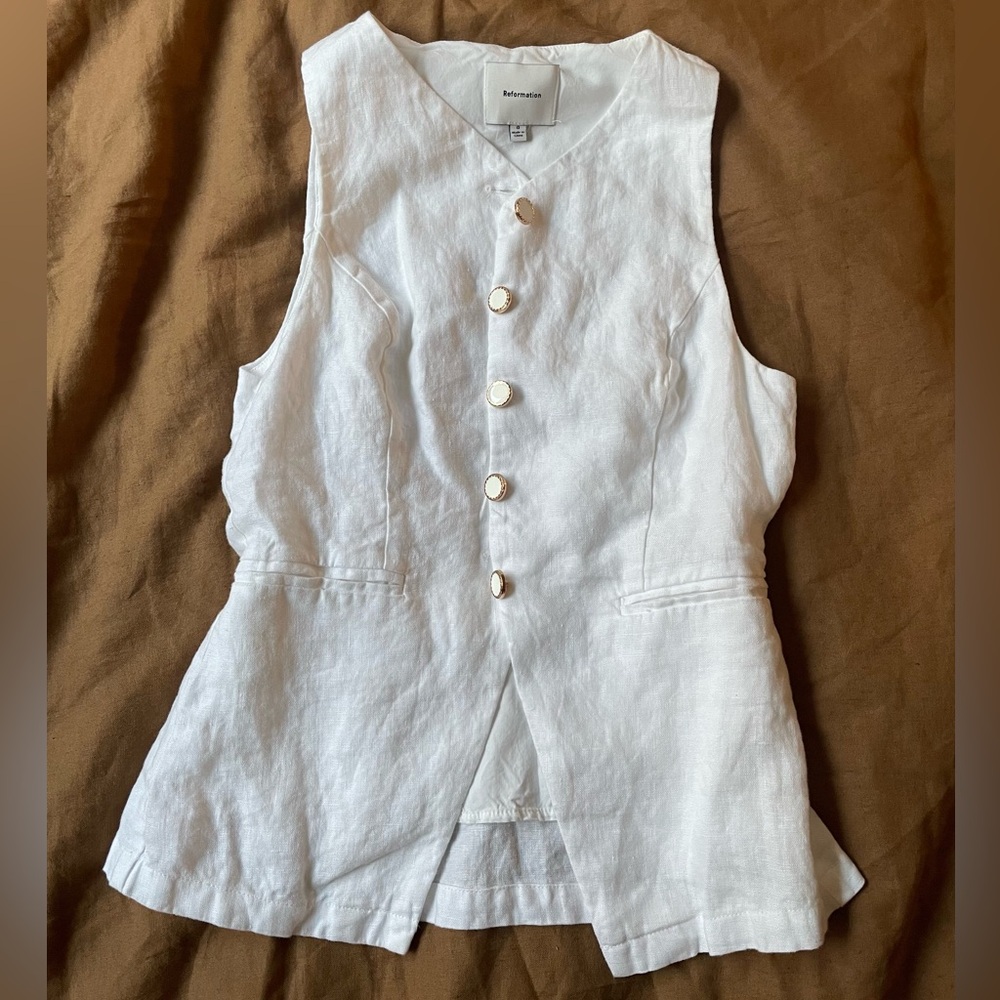 Reformation White Sleeveless Vest - Picture 2 of 2